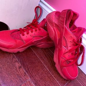 RED HUARACHE!!❤️